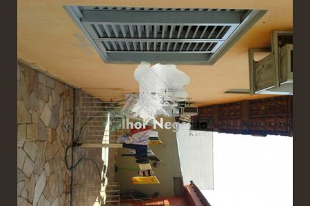 Casa à venda com 240m², 5 quartos e 4 vagas