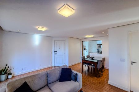 Apartamento à venda com 68m², 2 quartos e 2 vagasSala