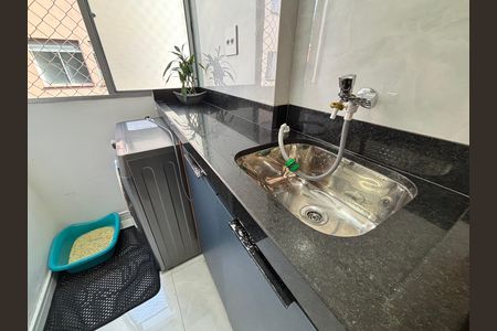 Apartamento à venda com 47m², 2 quartos e 1 vaga Apartamento à venda com 47m², 2 quartos e 1 vagaCozinha - Armários