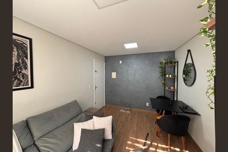 Sala  de apartamento à venda com 2 quartos, 47m² em Cangaiba, São Paulo