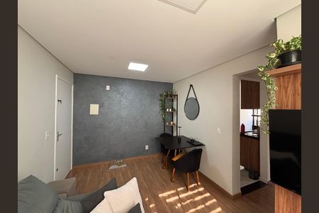 Sala de apartamento à venda com 2 quartos, 47m² em Cangaiba, São Paulo