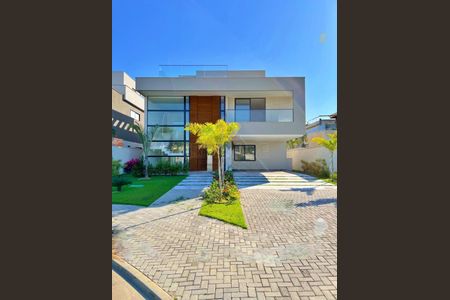 Casa de condomínio à venda com 526m², 6 quartos e 2 vagas Casa de condomínio à venda com 526m², 6 quartos e 2 vagasFoto 01