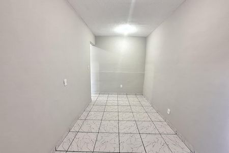 Quarto de kitnet/studio para alugar com 1 quarto, 30m² em Parque Independencia, Duque de Caxias