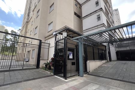 Apartamento para alugar com 57m², 3 quartos e 1 vagaFachada com placa pequena