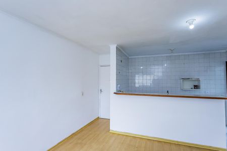 Sala de apartamento para alugar com 2 quartos, 60m² em Vila Mangalot, São Paulo