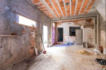 Casa à venda com 109m², 2 quartos e 2 vagasSalão