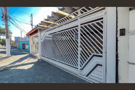 Casa à venda com 109m², 2 quartos e 2 vagasFachada