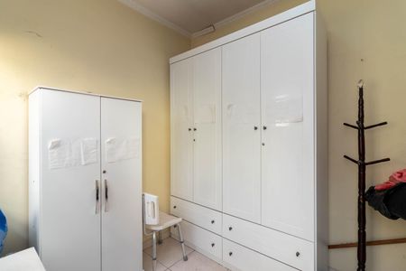 Casa à venda com 109m², 2 quartos e 2 vagasQuarto de Serviço
