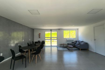 Apartamento para alugar com 42m², 2 quartos e 1 vaga Apartamento para alugar com 42m², 2 quartos e 1 vagaÁrea comum - Salão de festas