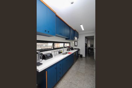 Apartamento para alugar com 210m², 3 quartos e 3 vagas Apartamento para alugar com 210m², 3 quartos e 3 vagasCozinha