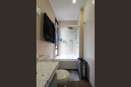 Apartamento para alugar com 210m², 3 quartos e 3 vagas Apartamento para alugar com 210m², 3 quartos e 3 vagasBanheiro Suíte 1