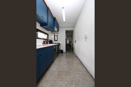 Apartamento para alugar com 210m², 3 quartos e 3 vagas Apartamento para alugar com 210m², 3 quartos e 3 vagasCozinha