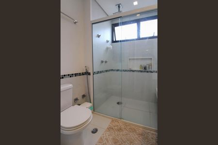 Apartamento para alugar com 210m², 3 quartos e 3 vagas Apartamento para alugar com 210m², 3 quartos e 3 vagasBanheiro Suíte 2