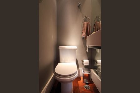 Apartamento para alugar com 210m², 3 quartos e 3 vagas Apartamento para alugar com 210m², 3 quartos e 3 vagasLavabo