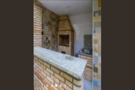 Casa à venda com 3 quartos, 184m² em Vila Brasilina, São Paulo