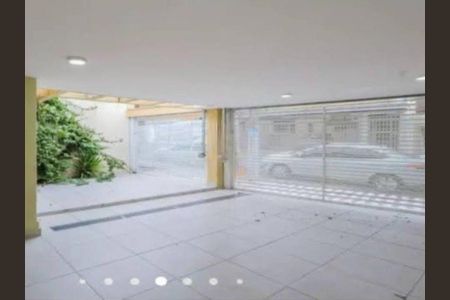 Casa à venda com 3 quartos, 184m² em Vila Brasilina, São Paulo