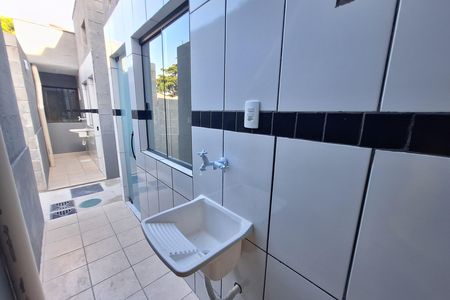 Studio para alugar com 30m², 1 quarto e sem vaga Studio para alugar com 30m², 1 quarto e sem vagaÁrea de Serviço