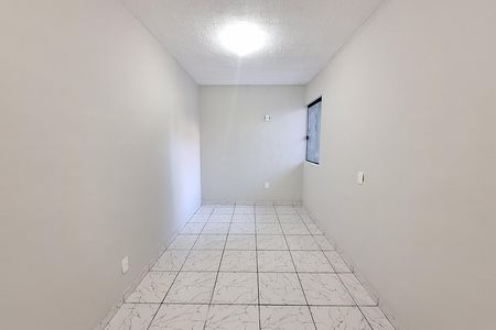 Quarto de kitnet/studio para alugar com 1 quarto, 30m² em Parque Independencia, Duque de Caxias