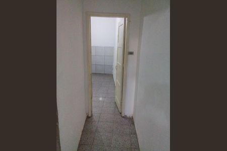 Corredor de casa à venda com 1 quarto, 60m² em Tomás Coelho, Rio de Janeiro