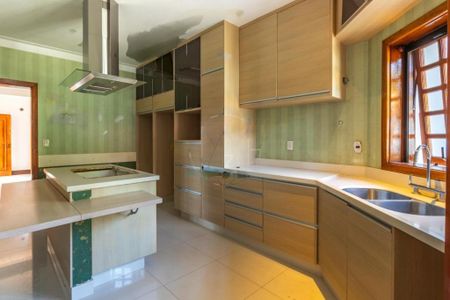 Casa de condomínio à venda com 455m², 4 quartos e 4 vagas