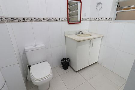 Apartamento para alugar com 85m², 3 quartos e sem vagaBanheiro