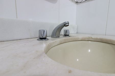 Apartamento para alugar com 85m², 3 quartos e sem vagaBanheiro - torneira