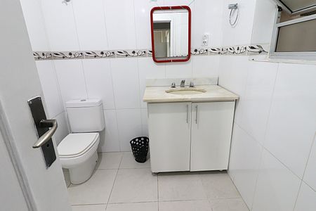 Apartamento para alugar com 85m², 3 quartos e sem vagaBanheiro
