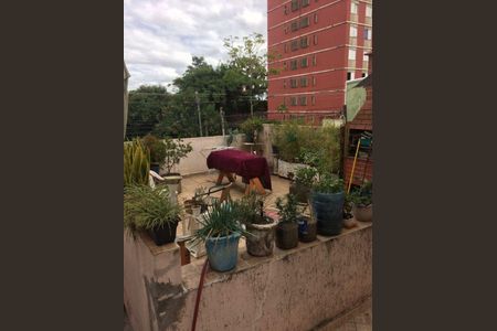 Casa à venda com 3 quartos, 240m² em Jardim Monte Kemel, São Paulo