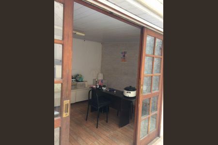 Casa à venda com 3 quartos, 240m² em Jardim Monte Kemel, São Paulo