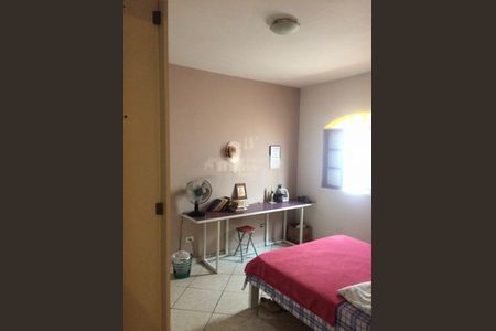 Casa à venda com 3 quartos, 240m² em Jardim Monte Kemel, São Paulo