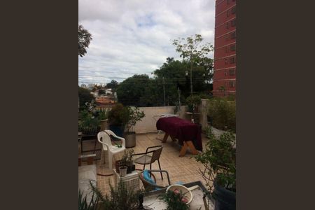 Casa à venda com 3 quartos, 240m² em Jardim Monte Kemel, São Paulo