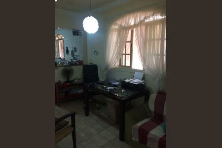 Casa à venda com 3 quartos, 240m² em Jardim Monte Kemel, São Paulo