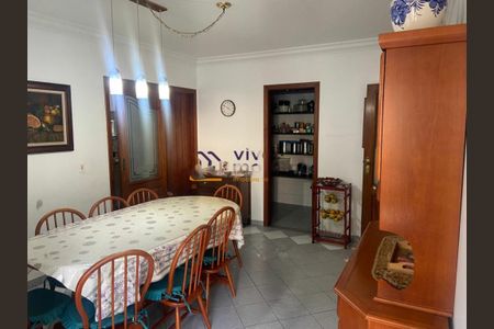 Casa para alugar com 4 quartos, 330m² em Super Quadra Morumbi, São Paulo