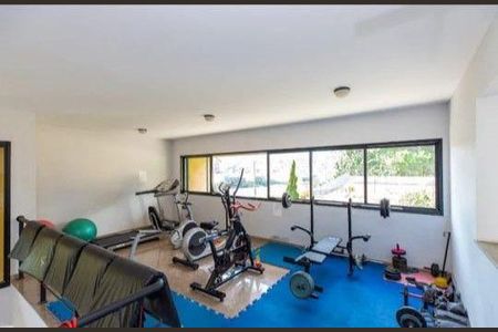 Apartamento à venda com 167m², 2 quartos e 3 vagas