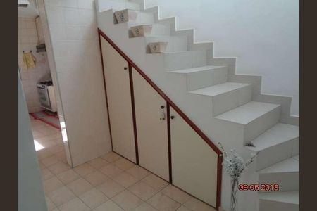 Casa à venda com 3 quartos, 240m² em Vila Sonia, São Paulo