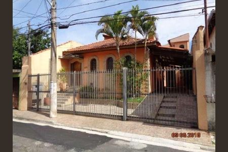 Casa à venda com 3 quartos, 240m² em Vila Sonia, São Paulo
