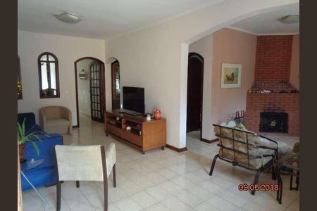 Casa à venda com 3 quartos, 240m² em Vila Sonia, São Paulo