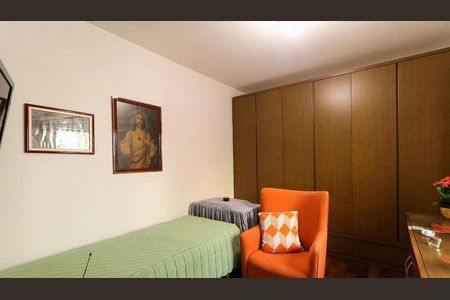 Casa à venda com 3 quartos, 170m² em Jardim Ester Yolanda, São Paulo