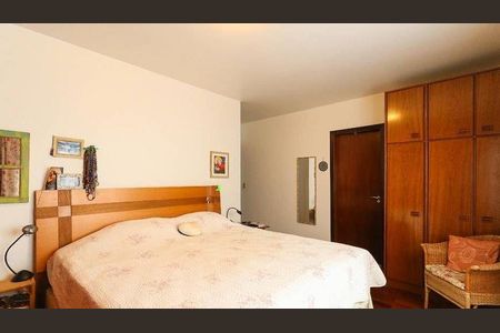 Casa à venda com 3 quartos, 170m² em Jardim Ester Yolanda, São Paulo