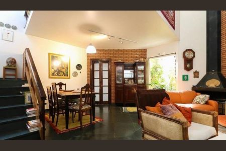 Casa à venda com 3 quartos, 170m² em Jardim Ester Yolanda, São Paulo