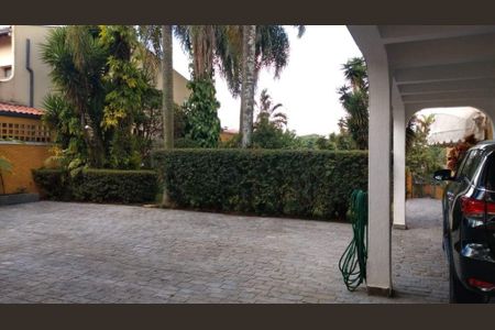 Casa à venda com 5 quartos, 350m² em Vila Sonia, São Paulo