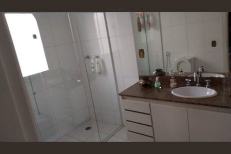 Casa à venda com 5 quartos, 350m² em Vila Sonia, São Paulo