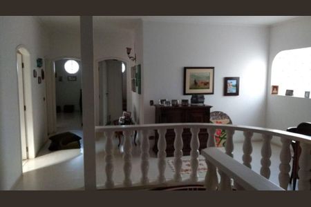 Casa à venda com 5 quartos, 350m² em Vila Sonia, São Paulo