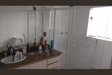 Casa à venda com 5 quartos, 350m² em Vila Sonia, São Paulo