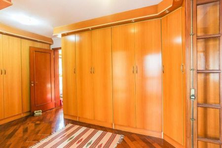 Casa à venda com 5 quartos, 475m² em Parque dos Principes, São Paulo