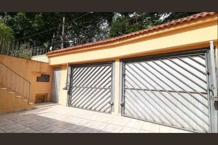 Casa à venda com 4 quartos, 200m² em Jardim Peri Peri, São Paulo