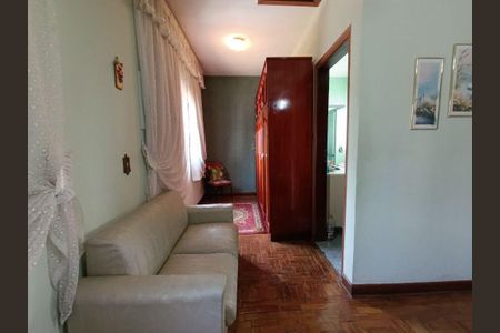 Casa à venda com 3 quartos, 150m² em Vila Gomes, São Paulo