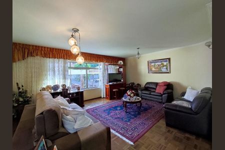 Casa à venda com 4 quartos, 334m² em Jaguaré, São Paulo