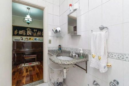 Casa à venda com 199m², 4 quartos e 2 vagas
