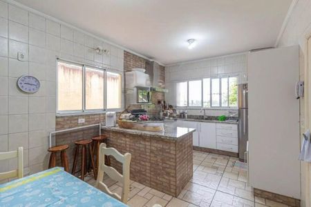 Casa à venda com 199m², 4 quartos e 2 vagas